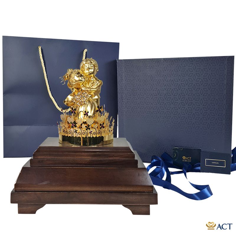 Tượng Cô Dâu Chú Rể dát vàng 24k