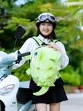  BALO KHỦNG LONG NHUNG UNISWAP - L - ĐEN 