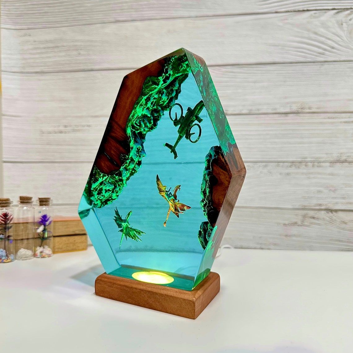  EPOXY RESIN LAMP 