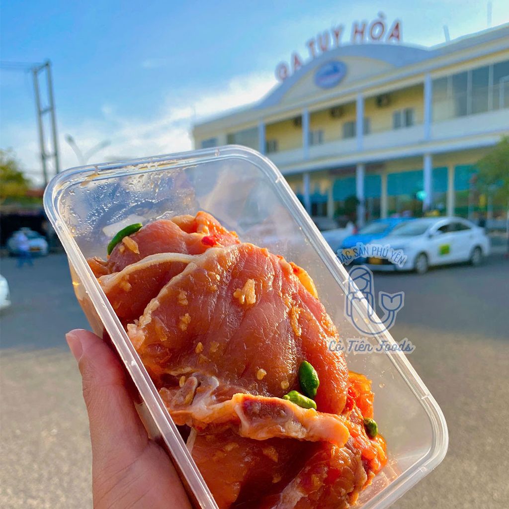 Thịt cốt lết ướp sẵn