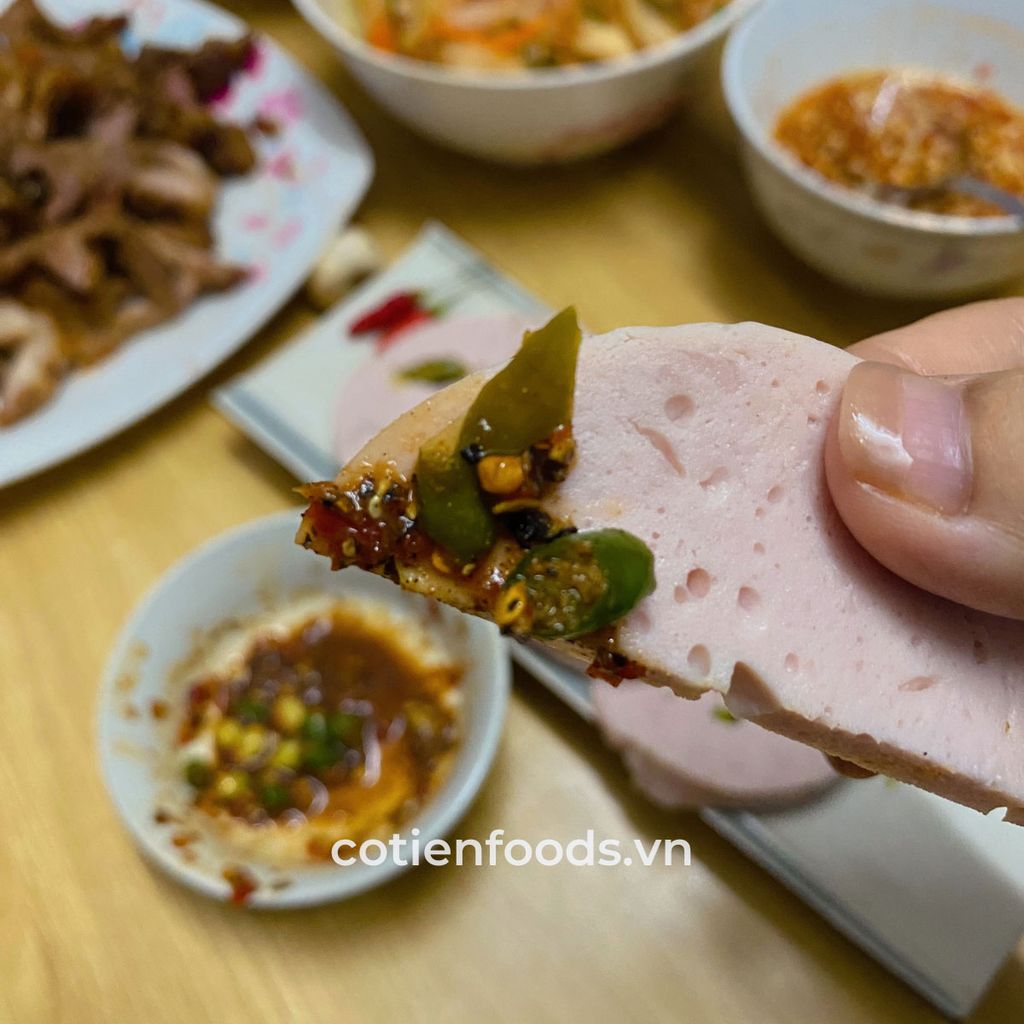 Muối tiêu trộn tré, chấm chả