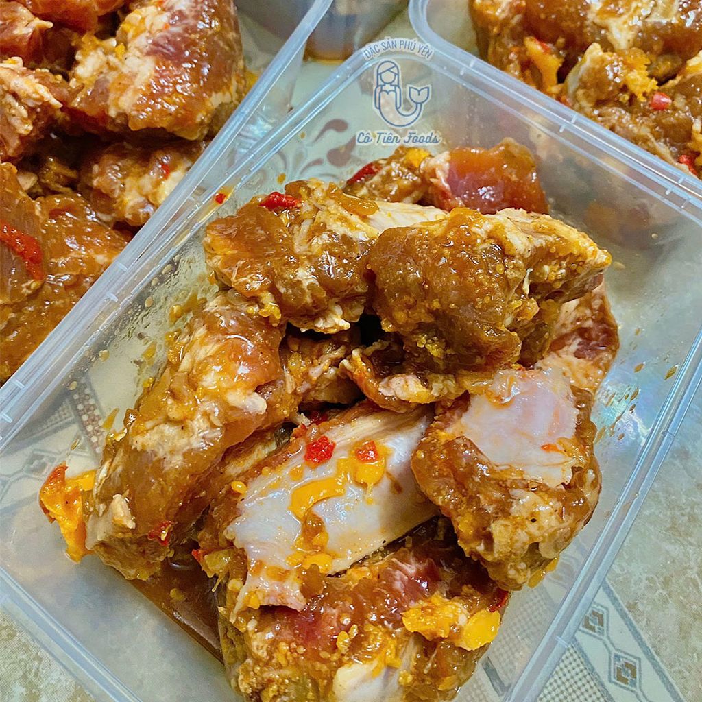 Thịt sườn non ướp sẵn