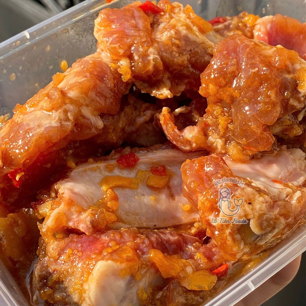 Thịt sườn non ướp sẵn