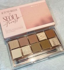 Phấn Mắt Clio Pro Eye Palette 10 Ô #12 Autumn Breeze In Seoul Forest