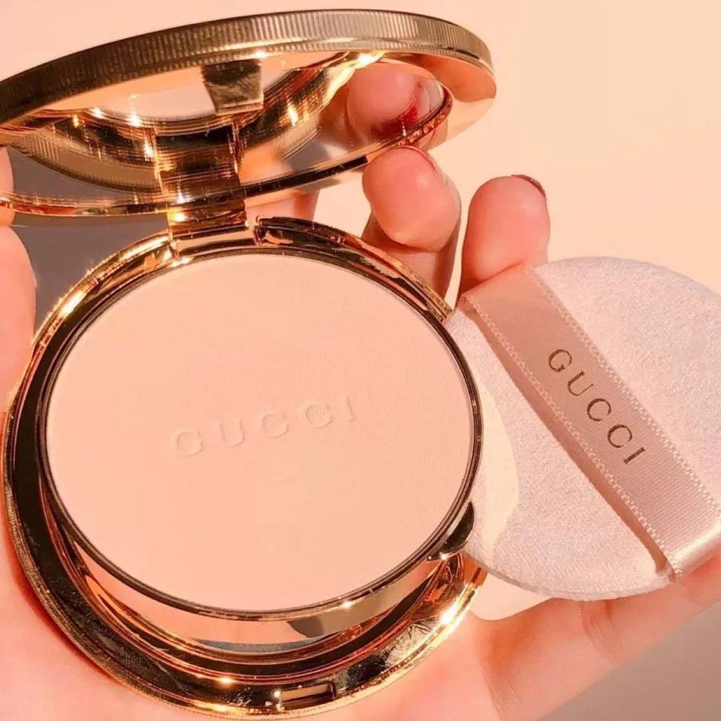 Gucci - Phấn Phủ Mat Naturel #02 (Ko tđ)