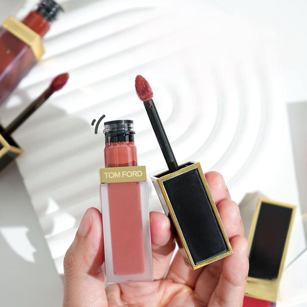 Son Kem Tom Ford Liquid Lip Luxe Matte 6ml #16 Scarlet Rouge (Ko Tđ)