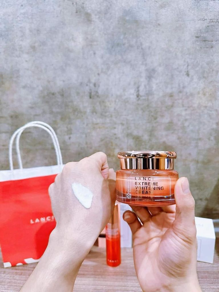 Kem Dưỡng Trắng Da Lanci Extreme Whitening Cream 3D Brighty (Ko Tđ)