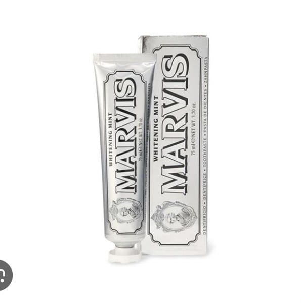 Kem Đánh Răng Marvis Whitening Mint 85ml