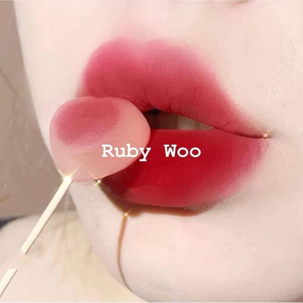 Son MAC Ruby Woo ( Ko tích điểm)