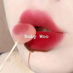 Son MAC Ruby Woo ( Ko tích điểm)