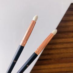 Vacosi - Cọ Tán & Nhấn Hốc Mắt #Pencil