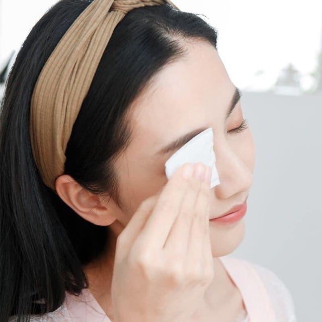 Bông tẩy trang Clean Puff (Hộp hồng 80 miếng)