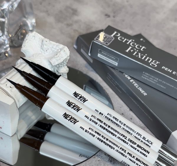 Bút Kẻ Mắt Nước Merzy Perfect Fixing Pen Eyeliner Đen