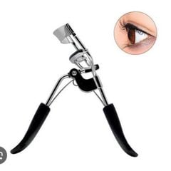 Bấm Mi Vacosi Modern Lash Curler Cán Đen - BM03