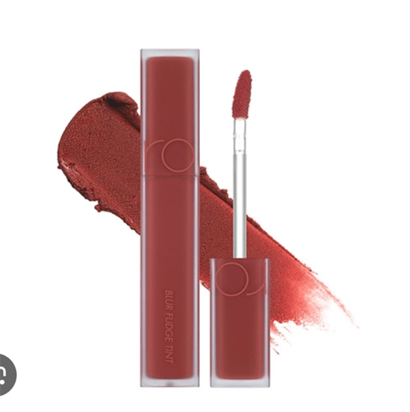 Son Kem Lì Romand Blur Fudge Tint #03