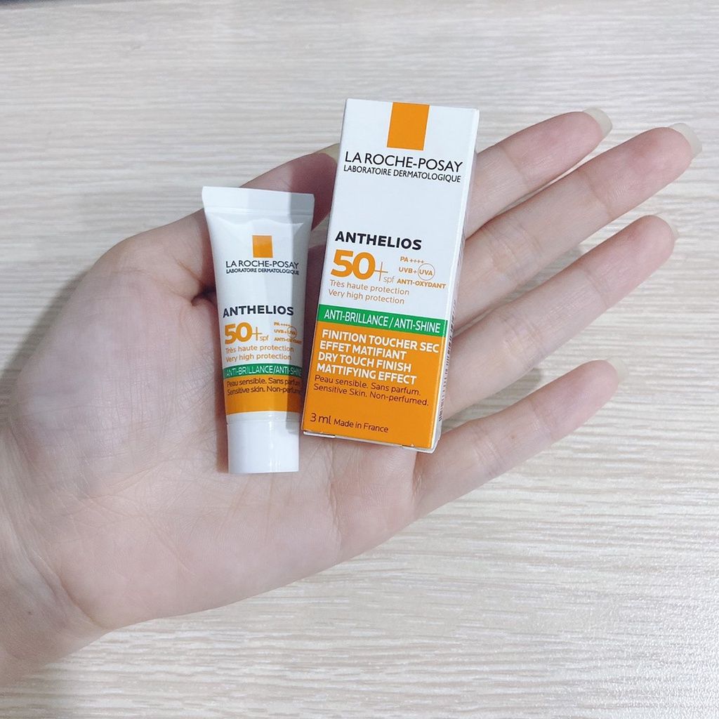 [Mini] Kem Chống Nắng La Roche-Posay Kiểm Soát Dầu SPF50+ 3ml