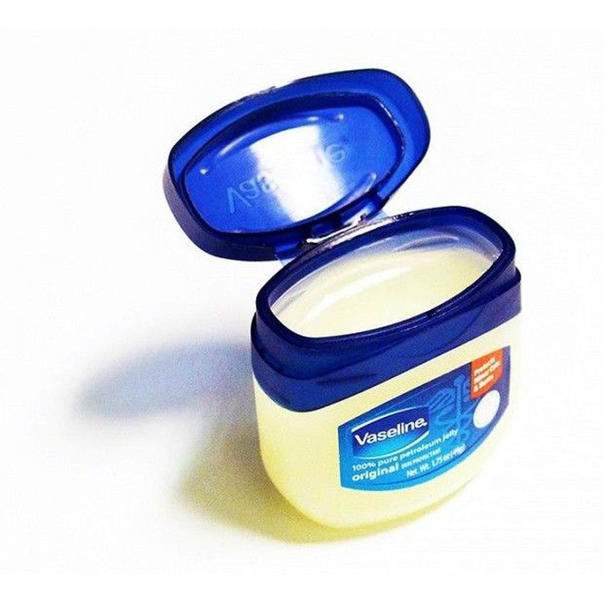 Sáp Dưỡng Ẩm Vaseline Pure Petroleum Jelly 50ml