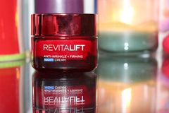 Loreal Cty - Kem Revitalift Anti-Wrinkles + Firmness 50ml (Đêm)