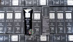 Kem Typolo Body Care Whitening SPF90 200g (Mẫu Mới Tuýp)