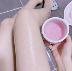 Rmon - Tẩy Da Chết Body Muối Hồng 200g (Tuýp)