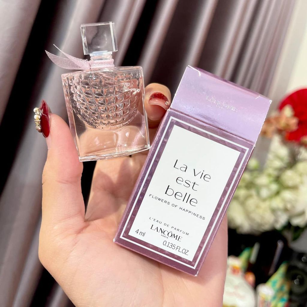 Lancome - La vie est belle Flowers of Happiness 4ml (Có hộp)