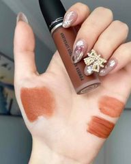 MAC - Son Kem MAC Powder Kiss Lipcolour #979 (Ko tđ)