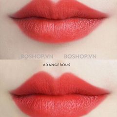 Son MAC Thỏi Powder Kiss #702 Dangerous ( Ko Tđ)