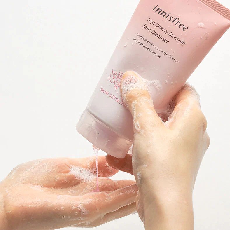 Sữa Rửa Mặt Innisfree Cherry Blossom Jam Cleanser 150g