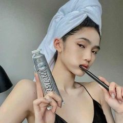 Kem Đánh Răng Marvis Whitening Mint 85ml