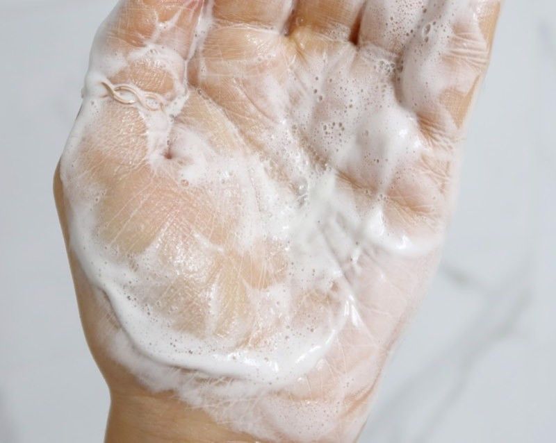 Sữa Rửa Mặt Dành Cho Da Mụn Senka Whip Acne Care 100g