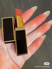 TomFord - Son Tom Ford Satin Matte Lip Color #93 Invite Only