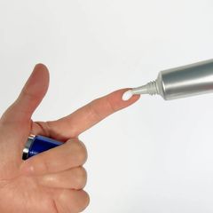 Transino - Melano Signal Essence 50g (Ko tđ)