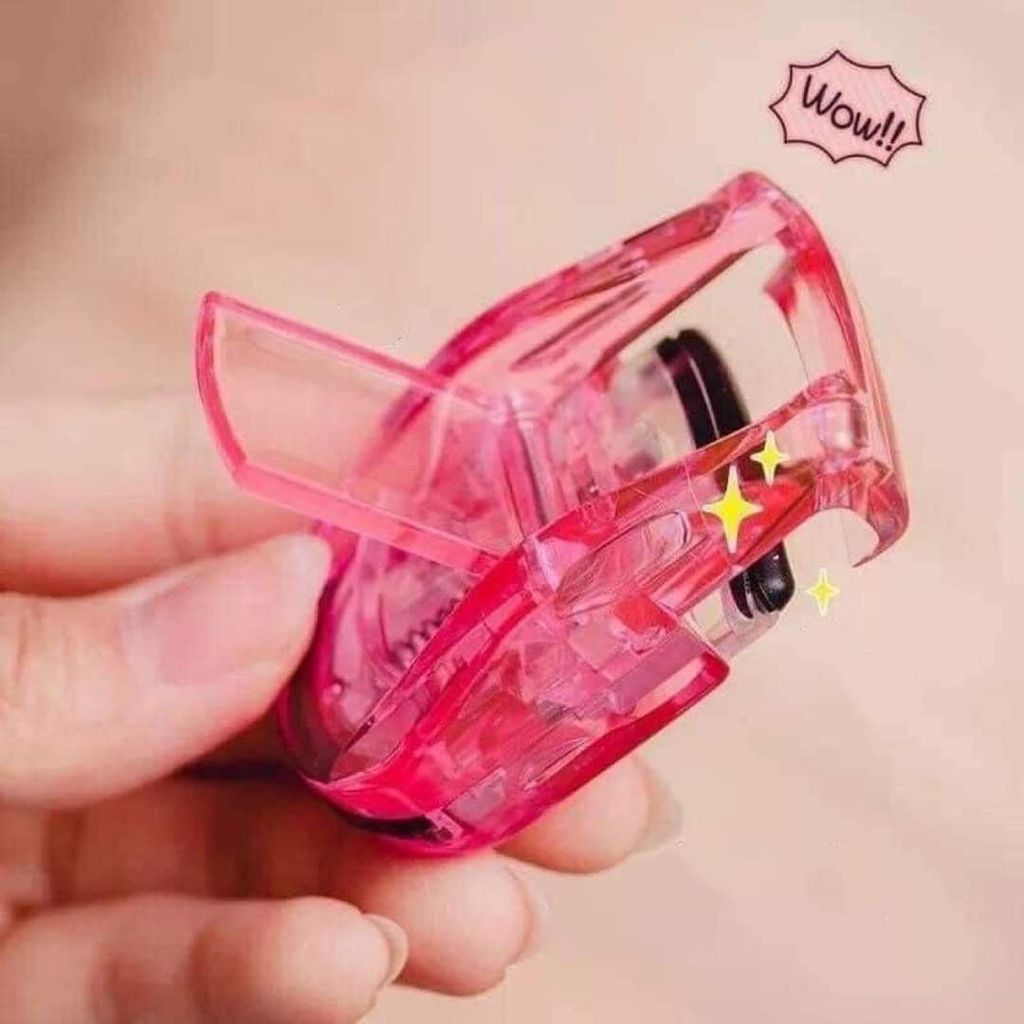 Bấm Mi Nhựa KAI Eyelash Curler #Hồng