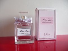 Nước Hoa Miss Dior Blooming Bouquet 5ml (Mẫu Mới)