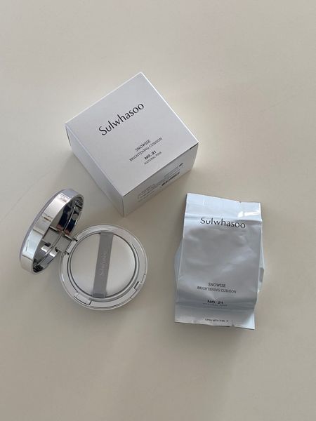 Cushion Sulwhasoo Snowise Brightening 21 Kèm Lõi (Ko Tđ)