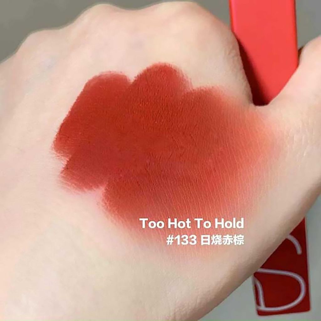 Son Nars Powermatte Lipstick #133 Too Hot To Hold