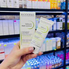 Kem Bioderma Mat Control 30ml