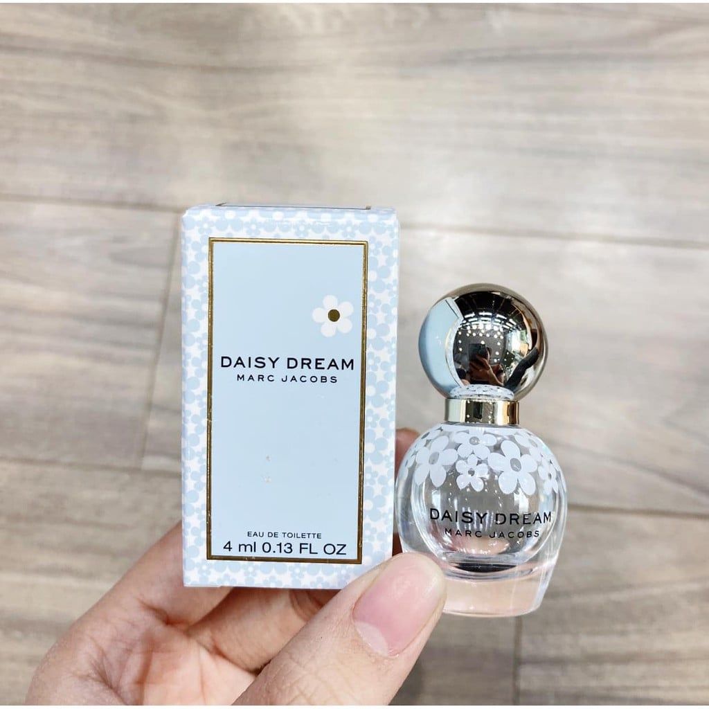 Nước Hoa Mini Marc Jacobs Daisy Dream EDT 4m