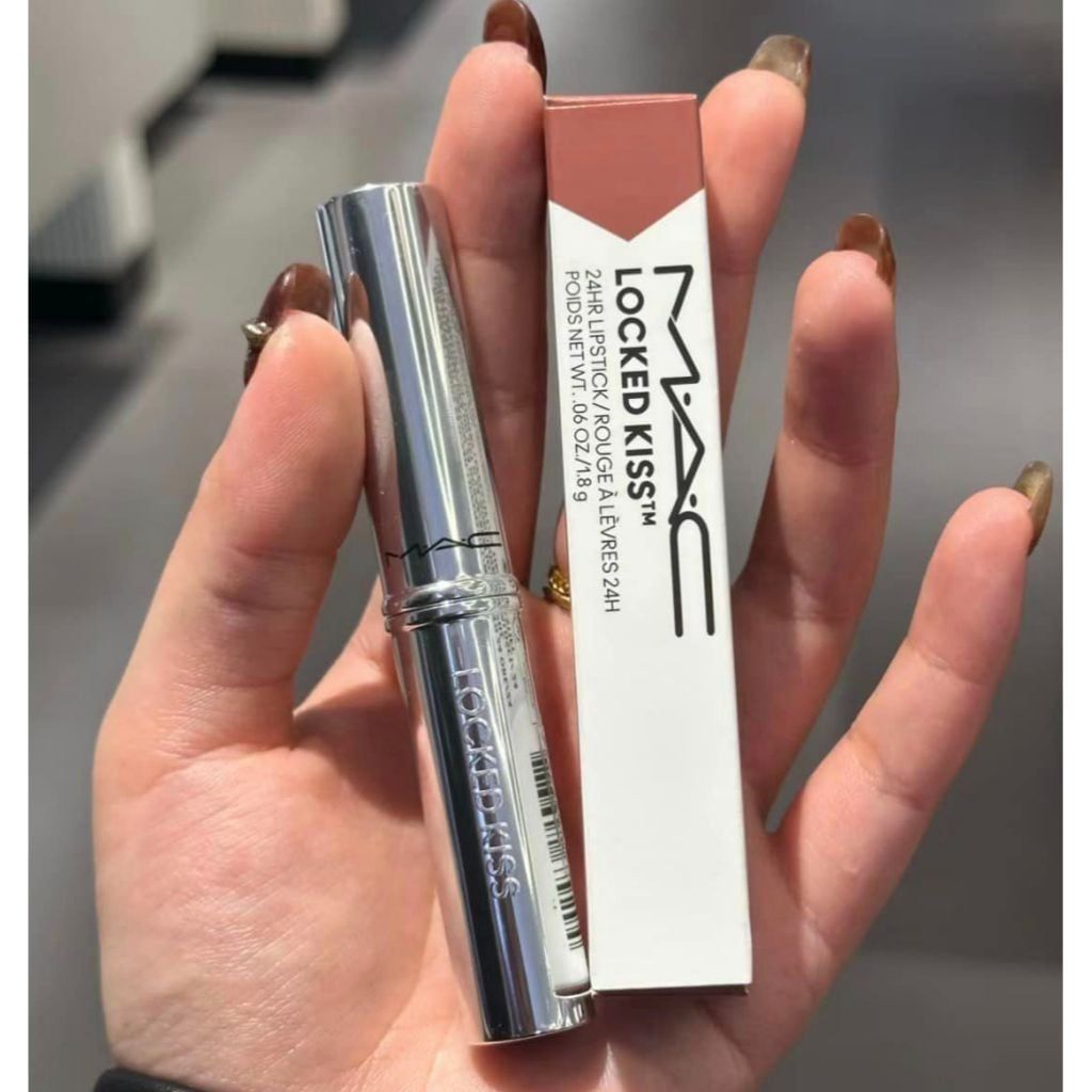 Son Thỏi MAC Locked Kiss #79 Coy (Ko Tđ)