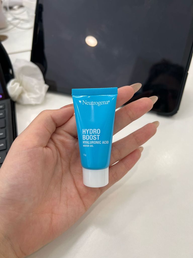 Kem Dưỡng Neutrogena Hydro Boost Water Gel 15g (Tuýp Nhỏ)