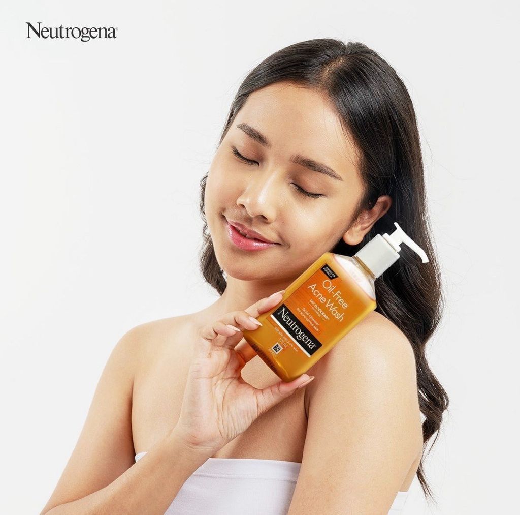 Sữa Rửa Mặt Neutrogena Ngăn Ngừa Mụn Oil Free Acne Wash 175ml