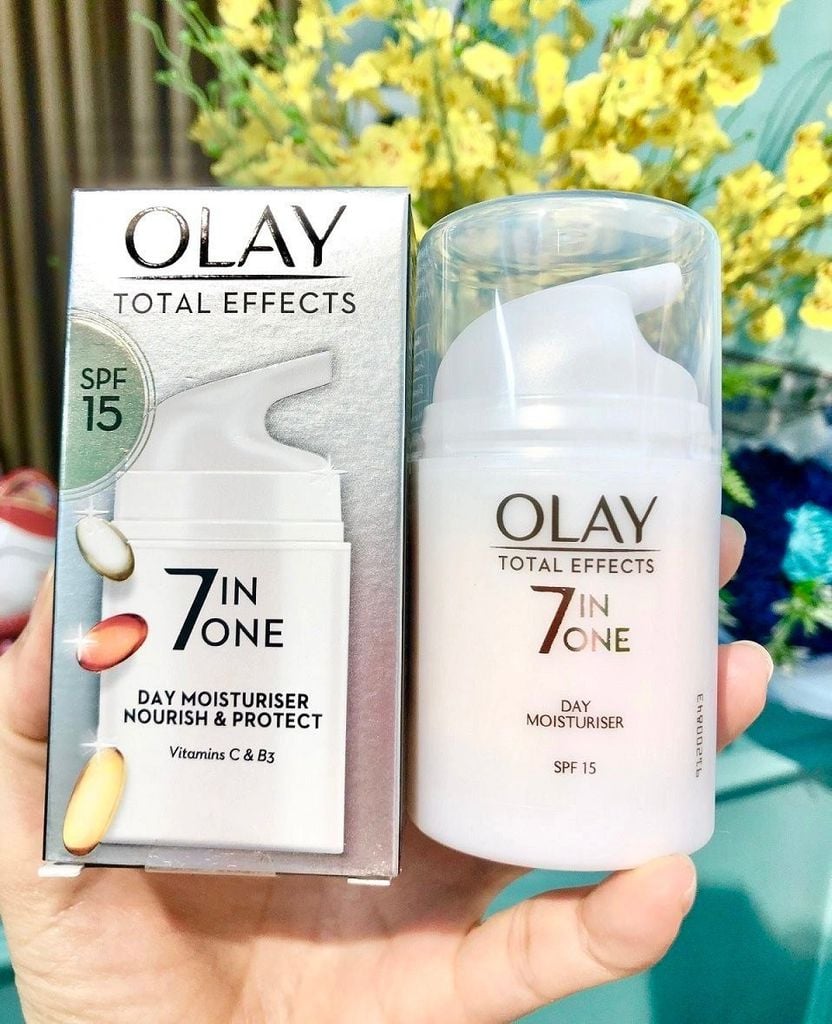 Kem Dưỡng Olay Total Effects 7 In One 50ml SPF15 50ml