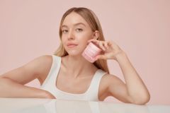 Mặt Nạ Ngủ Sáng Da, Săn Chắc Da Laneige Bouncy & Firm Sleeping Mask (NEW)