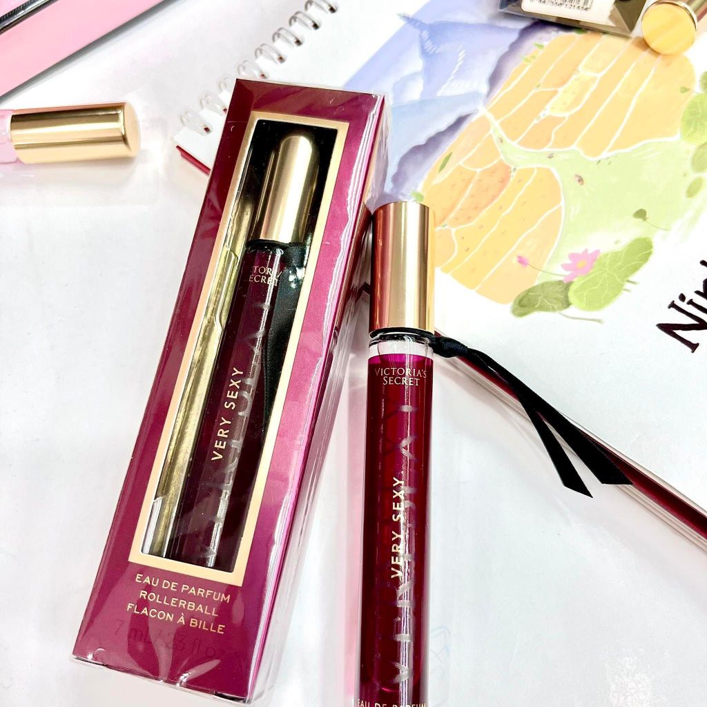 Nước Hoa Lăn Victoria's Secret Very Sexy - Đỏ 7ml