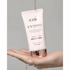 Kem Chống Nắng Nâng Tone Tự Nhiên D'Alba Waterfull Tone Up Sun Cream SPF50+ PA++++ 50ml