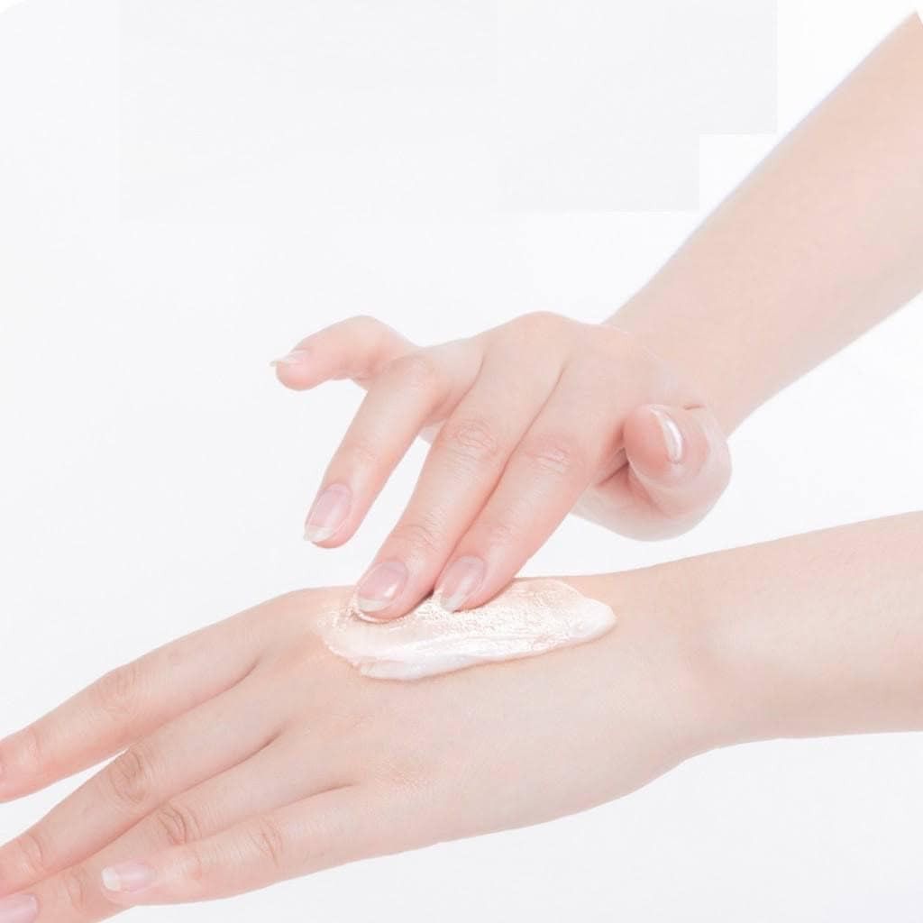 Kem Dưỡng Da Tay Bath & Body Works 29ml #Forever Red