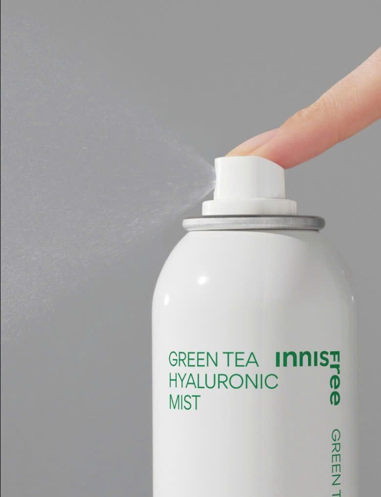 Xịt Khoáng Dưỡng Ẩm innisfree Green Tea Hyaluronic Mist 150ml