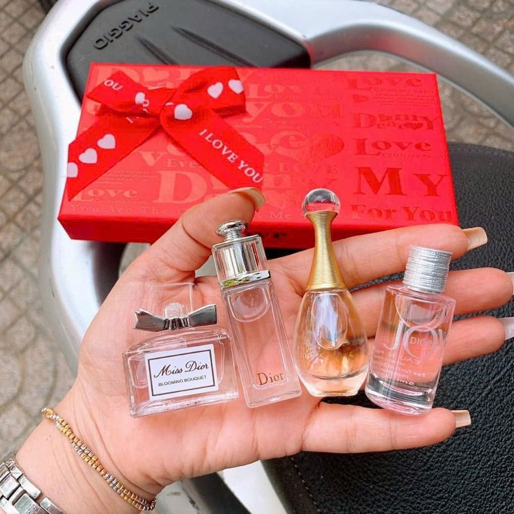 Set Dior 4 Chai (Hộp đỏ) Ko Tđ