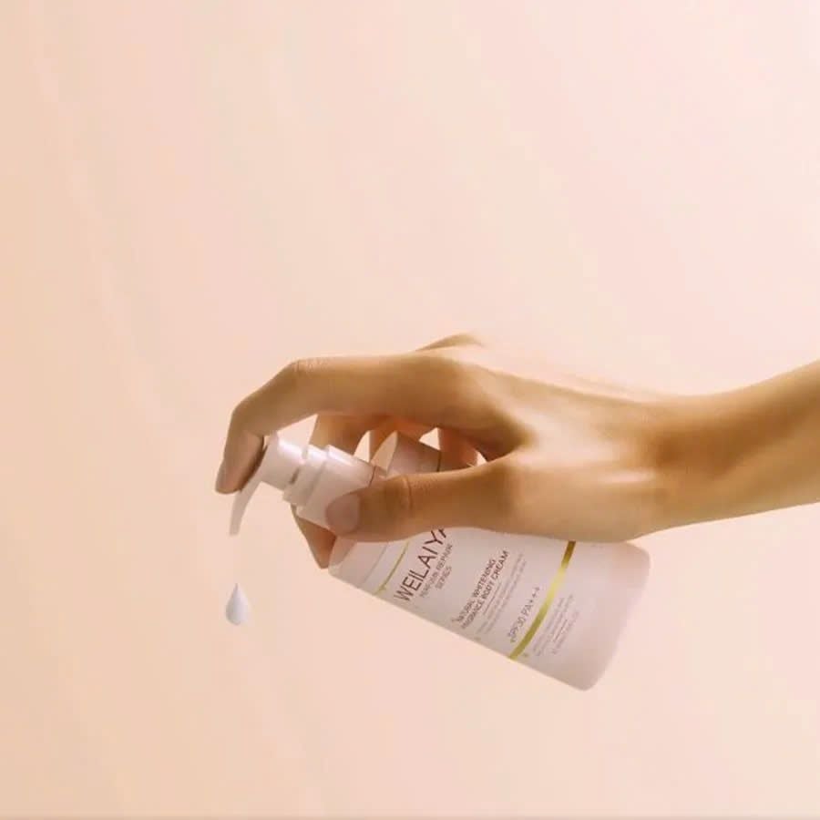 Dưỡng Trắng Nâng Tông Da Weilaiya Natural Whitening Fragrance Body Cream 200ml