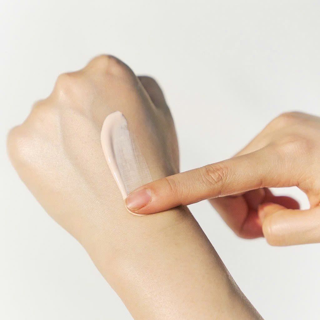 Kem Chống Nắng Skin1004 Tone Brightening Tone Up 50ml